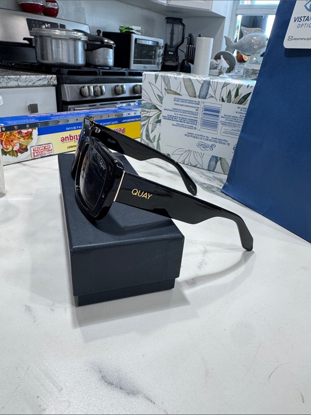 Quay Polarized Yada Yada 1212 Australia Black Sunglasses with Gold Logo Accents